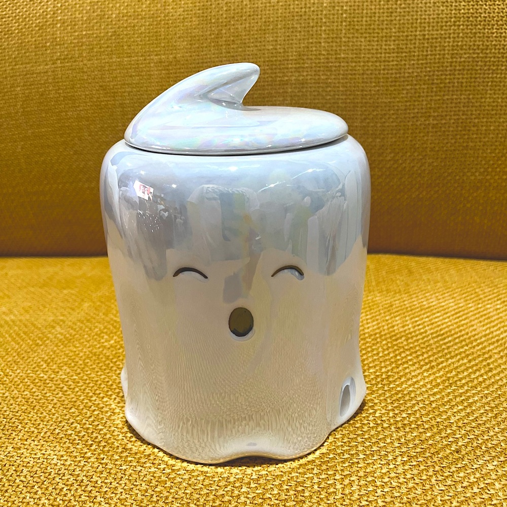10 strawberry street ceramic ghost cookie jar